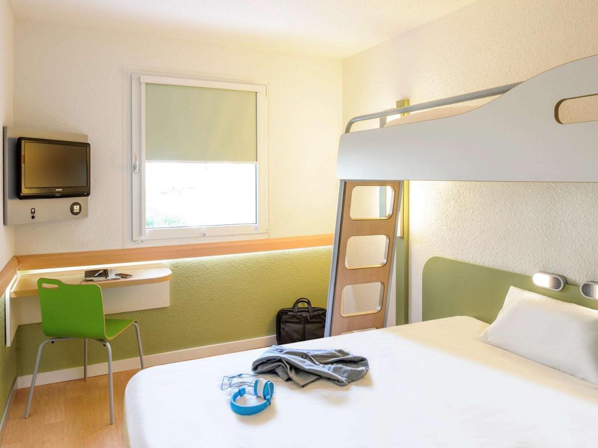 Ibis Budget Manosque Cadarache Exterior photo