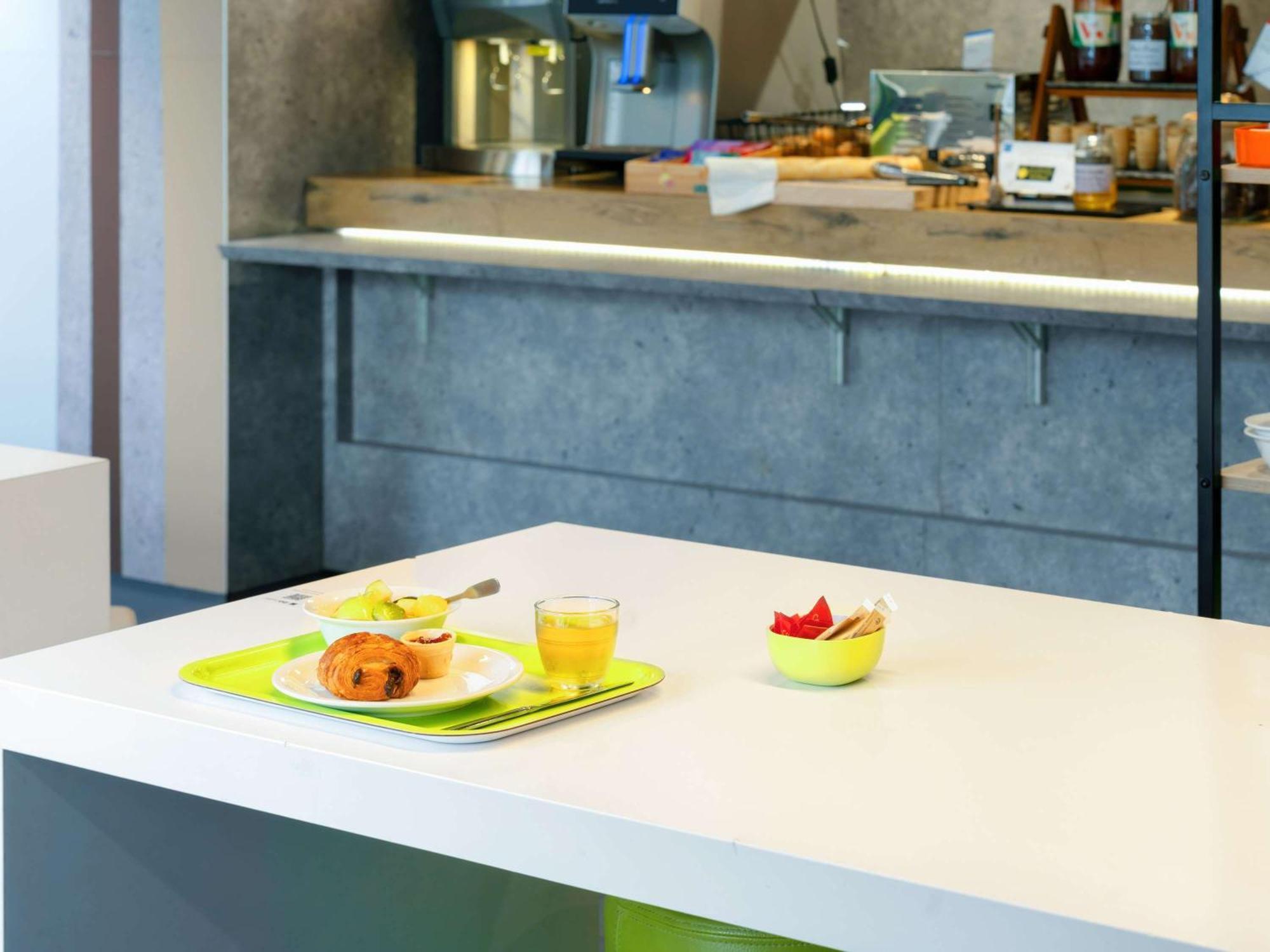 Ibis Budget Manosque Cadarache Exterior photo