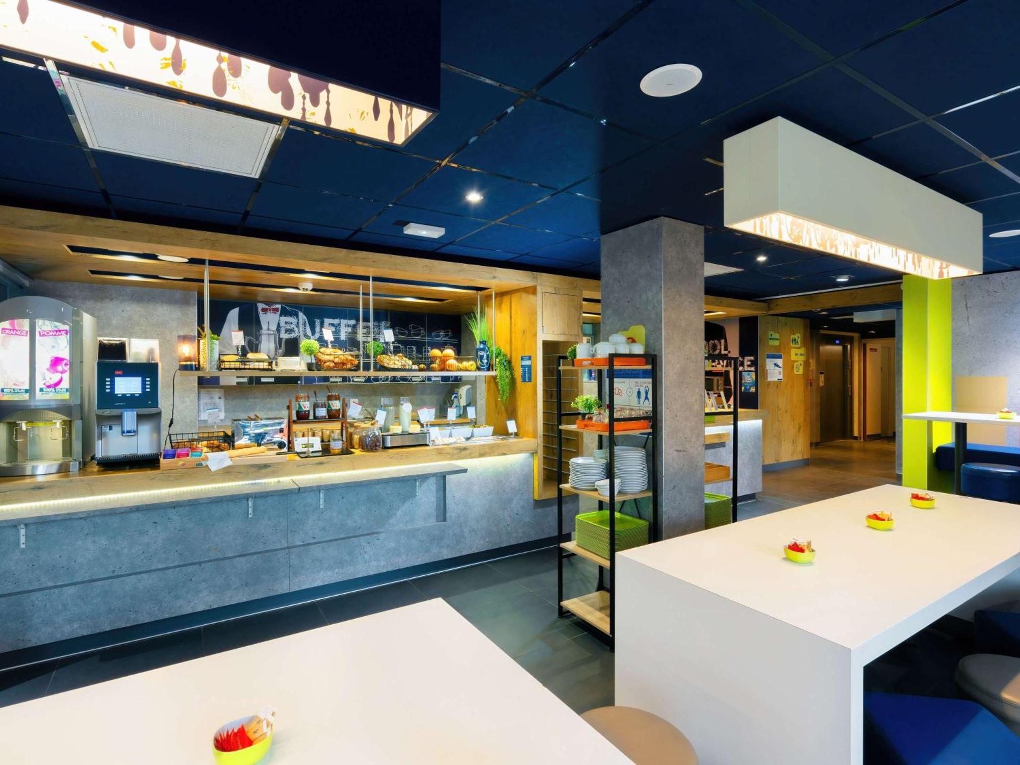 Ibis Budget Manosque Cadarache Exterior photo