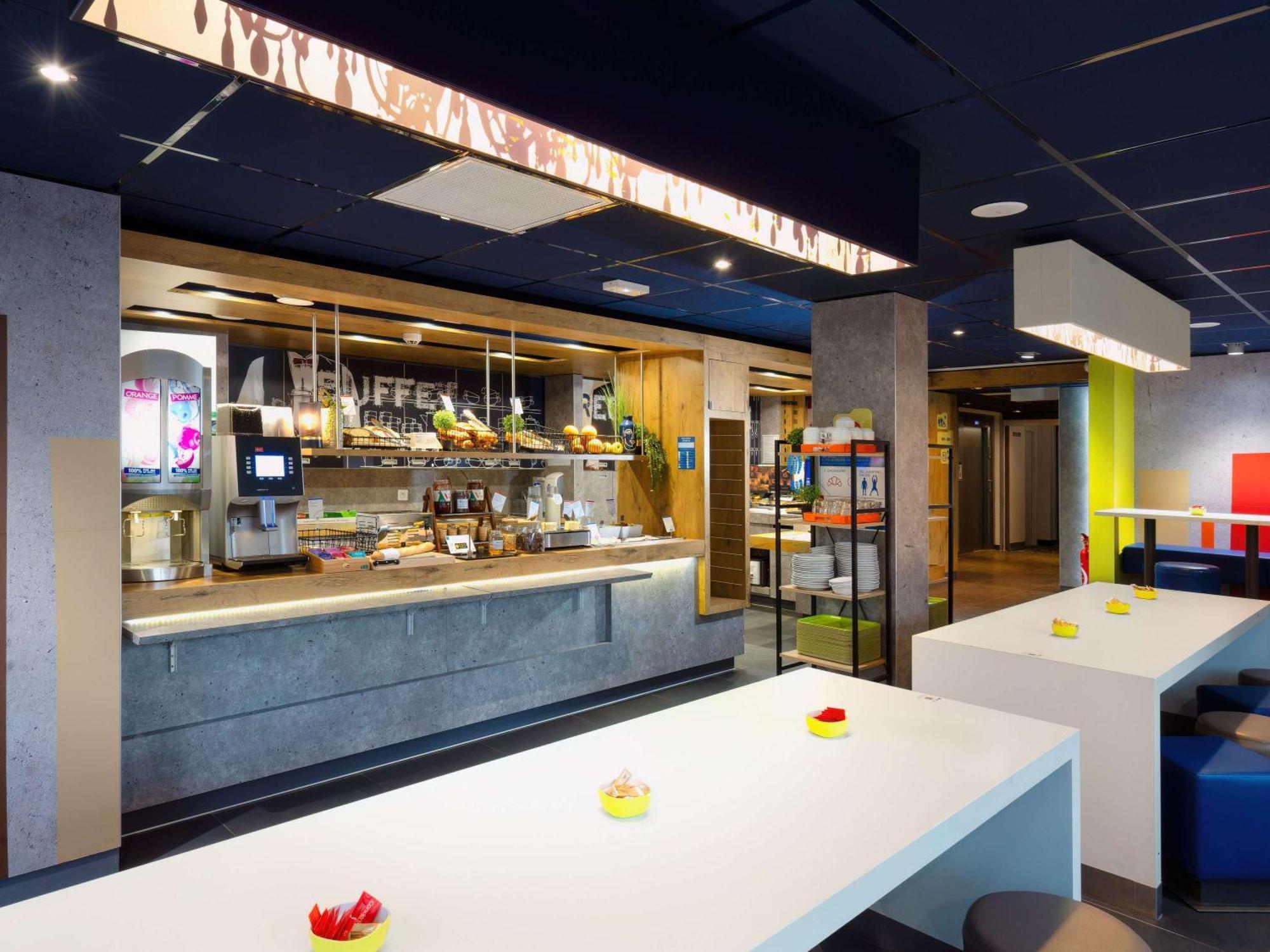 Ibis Budget Manosque Cadarache Exterior photo