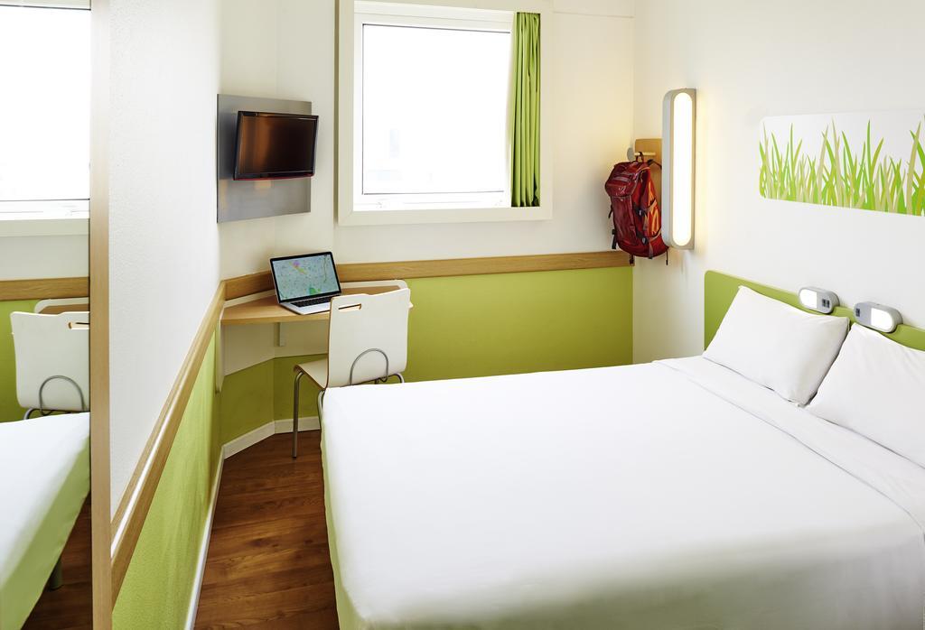 Ibis Budget Manosque Cadarache Room photo