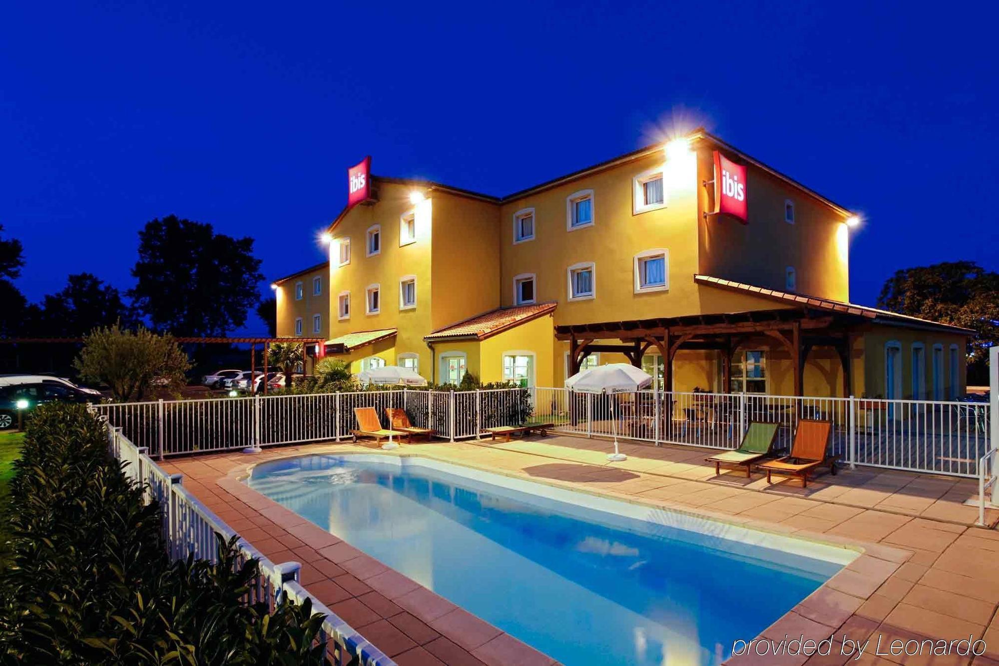 Ibis Budget Manosque Cadarache Exterior photo