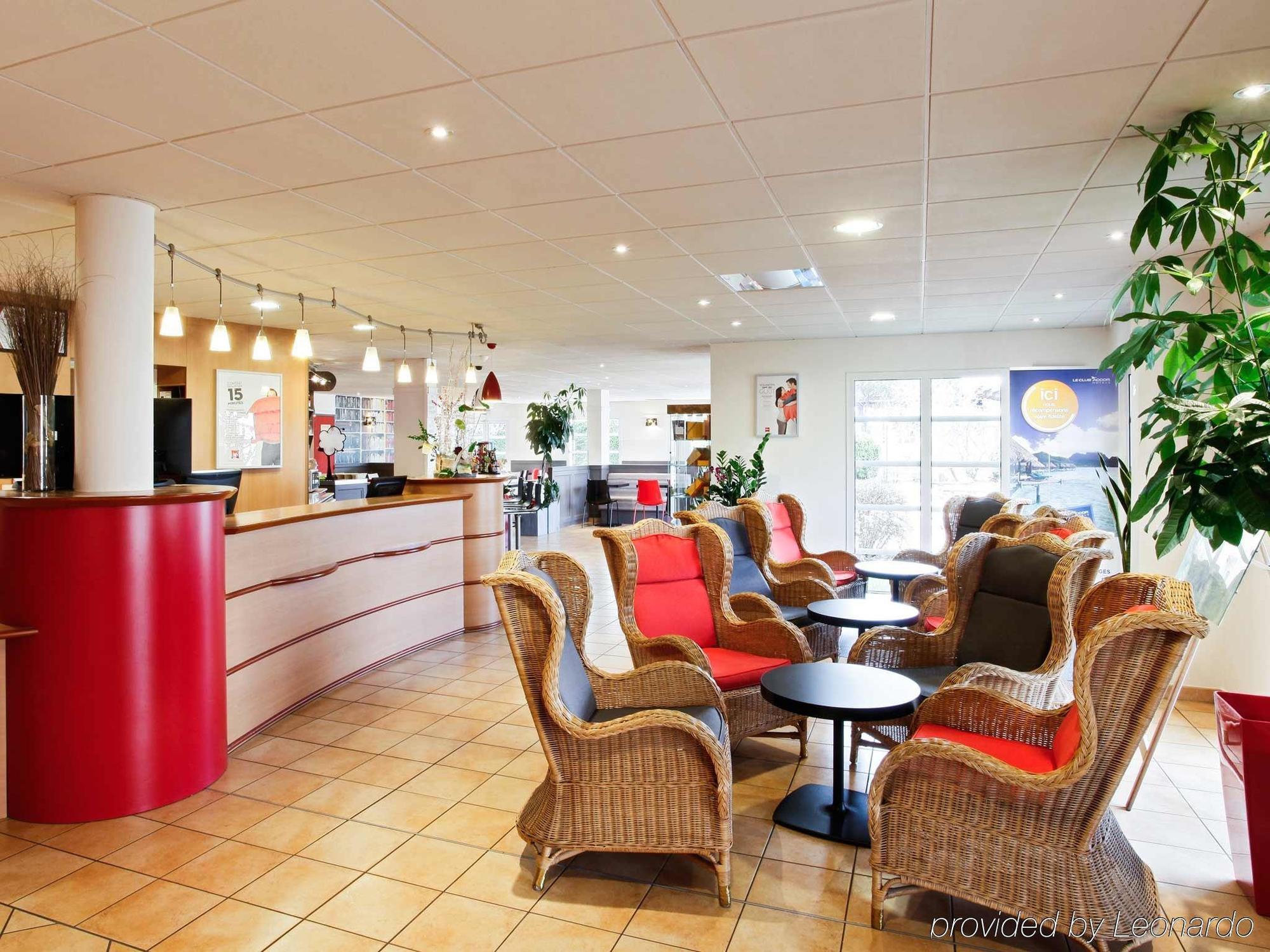 Ibis Budget Manosque Cadarache Exterior photo